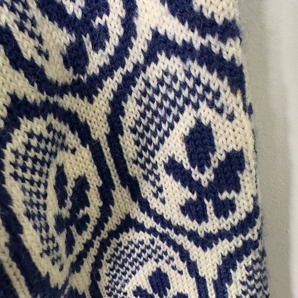 Vintage Norwegian Wool Fair Isle Cardigan - Picture 7 of 10